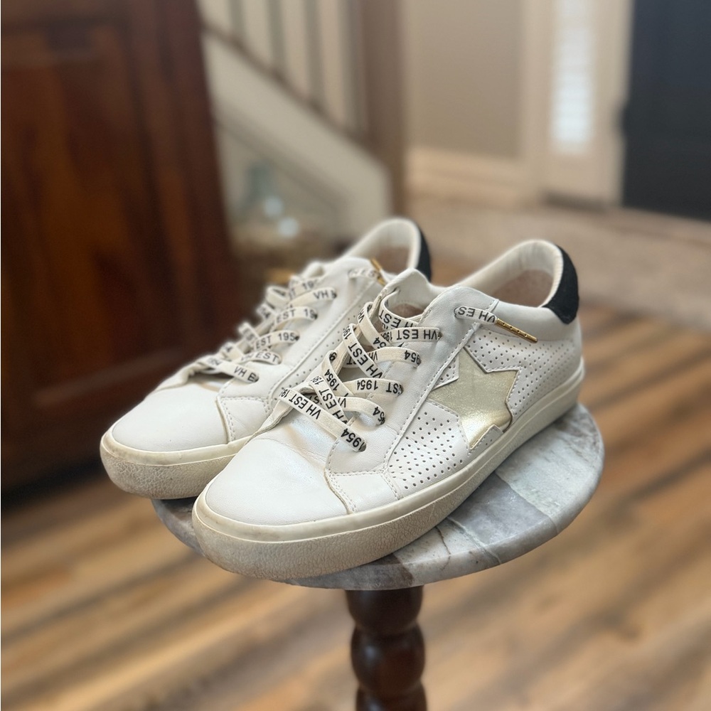 Vintage Havana White Sneakers with Gold Star and Black Heel Tab